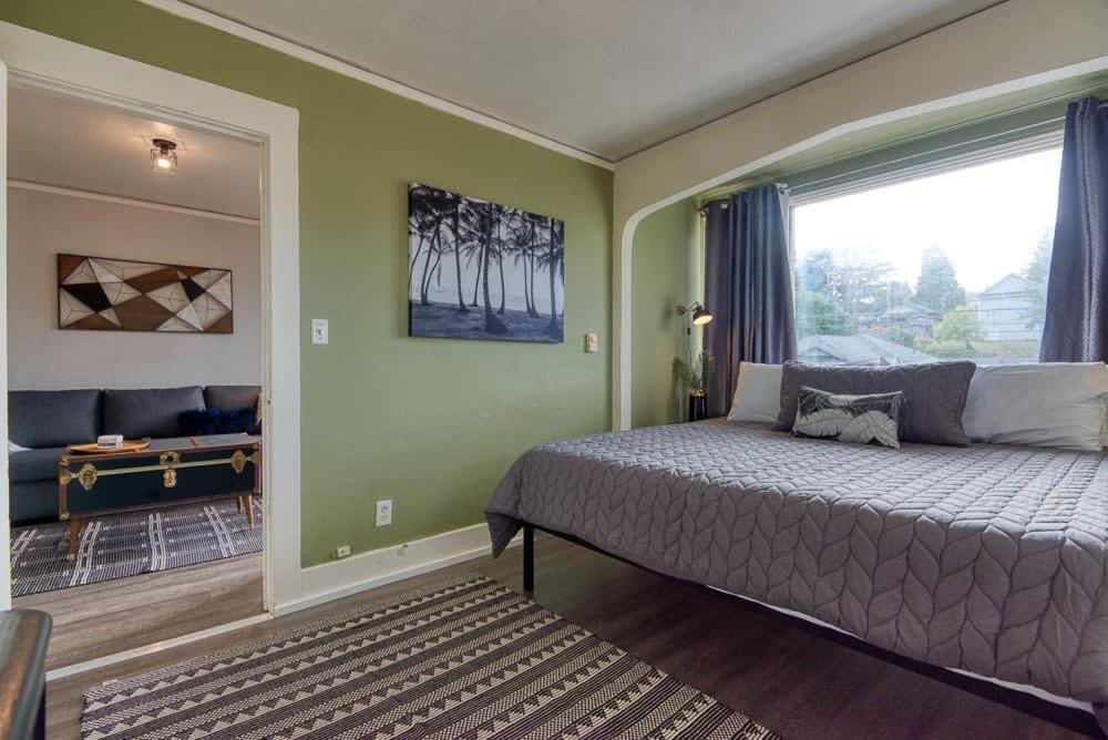 #Stayinmydistrict Historic Apartment Near Downtown Coos Bay Eksteriør bilde